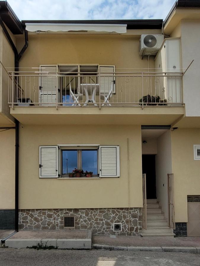 Comfort, Parcheggio E Balcone Su Tricarico In Basilicata, Io Sono Qui Dış mekan fotoğraf