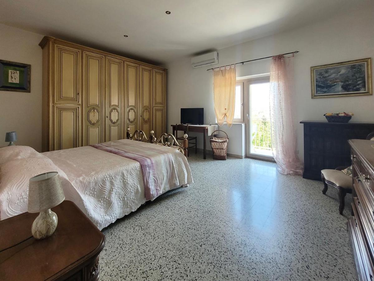 Comfort, Parcheggio E Balcone Su Tricarico In Basilicata, Io Sono Qui Dış mekan fotoğraf