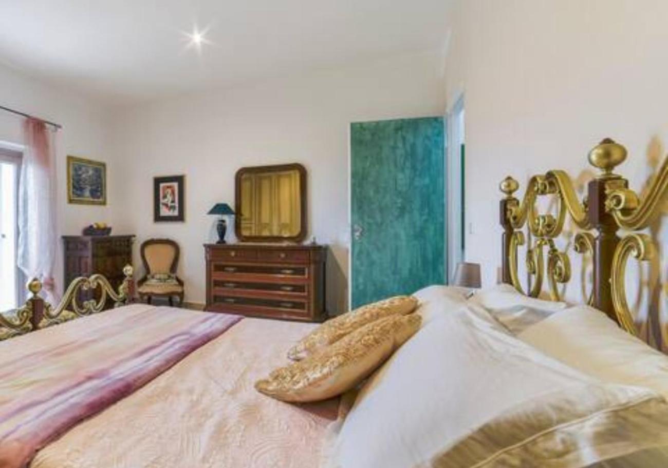 Comfort, Parcheggio E Balcone Su Tricarico In Basilicata, Io Sono Qui Oda fotoğraf